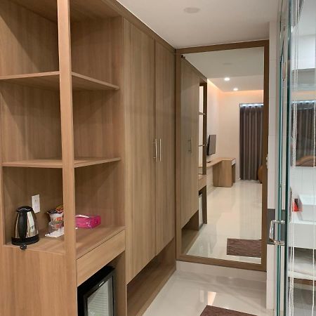 谭促龙酒店 胡志明市 外观 照片